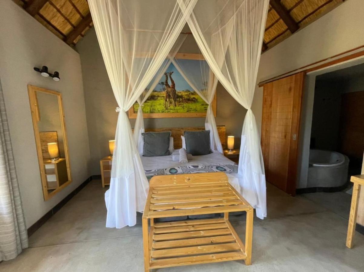 Lindiwe Safari Lodge Hoedspruit Bagian luar foto