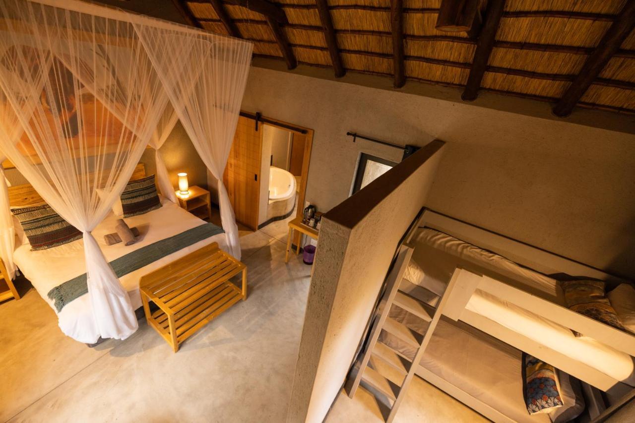 Lindiwe Safari Lodge Hoedspruit Bagian luar foto